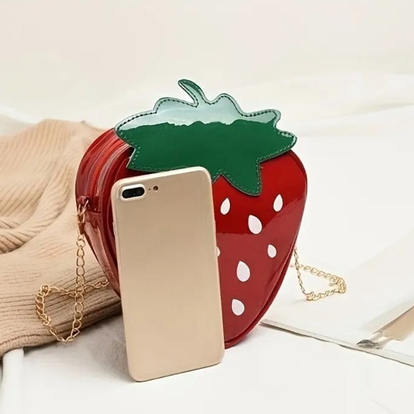 Strawberry Shaped Red Crossbody Bag - Picture 2 of 2